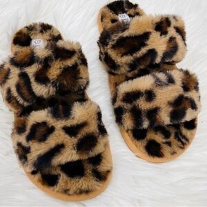 NWT PLUSH LEOPARD SQUARE TOE SLIPPERS